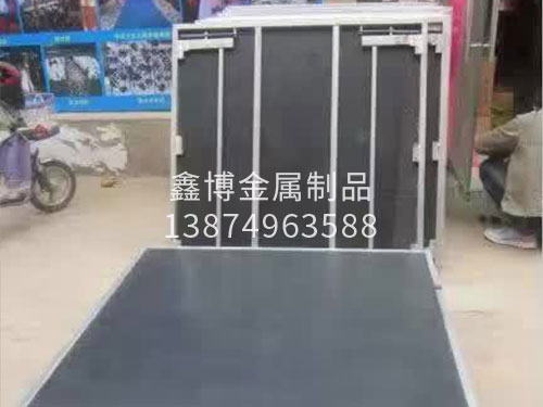 钢铁舞台