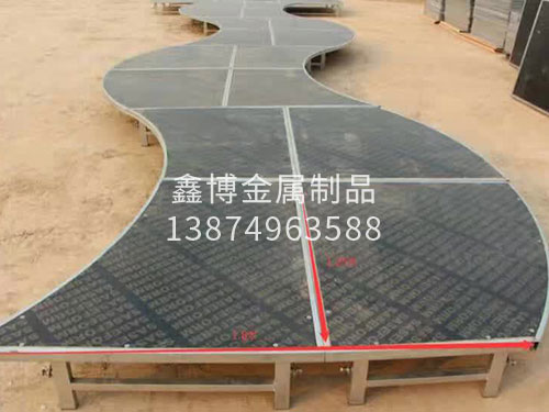 钢铁舞台